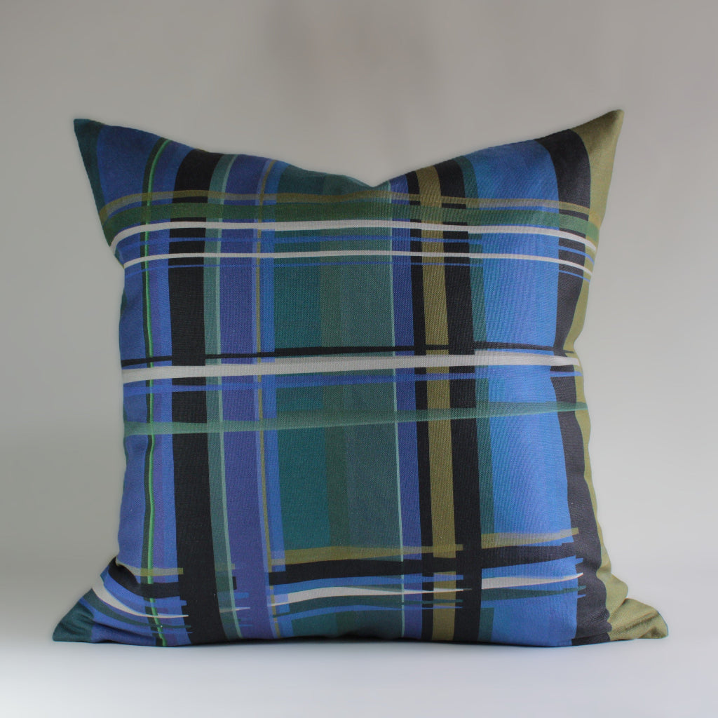 FUNDA COJIN TARTAN AZUL 2 50x50 FRONTAL